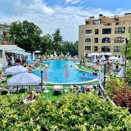 парк 4* Златни пясъци