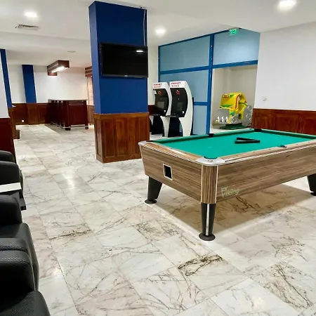 Хотел парк 4*