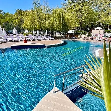 парк Хотел 4*