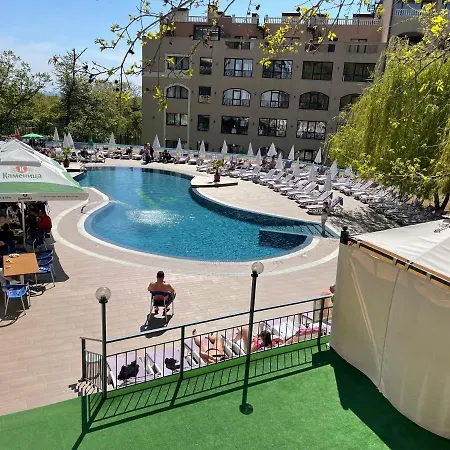 парк 4* Златни пясъци