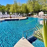Bsa Hotel 4*