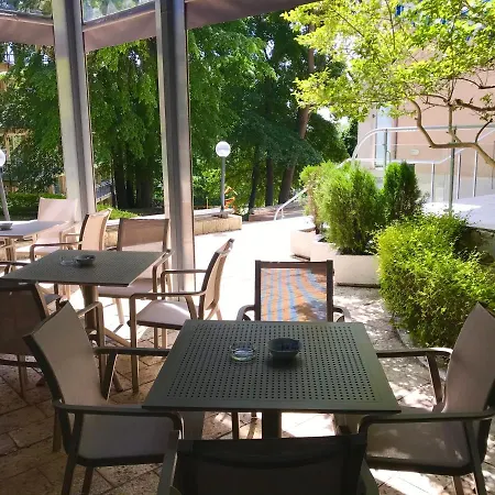 Bsa Hotel 4*